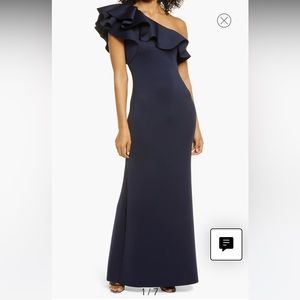 Eliza J NWT ruffle one shoulder gown size 4